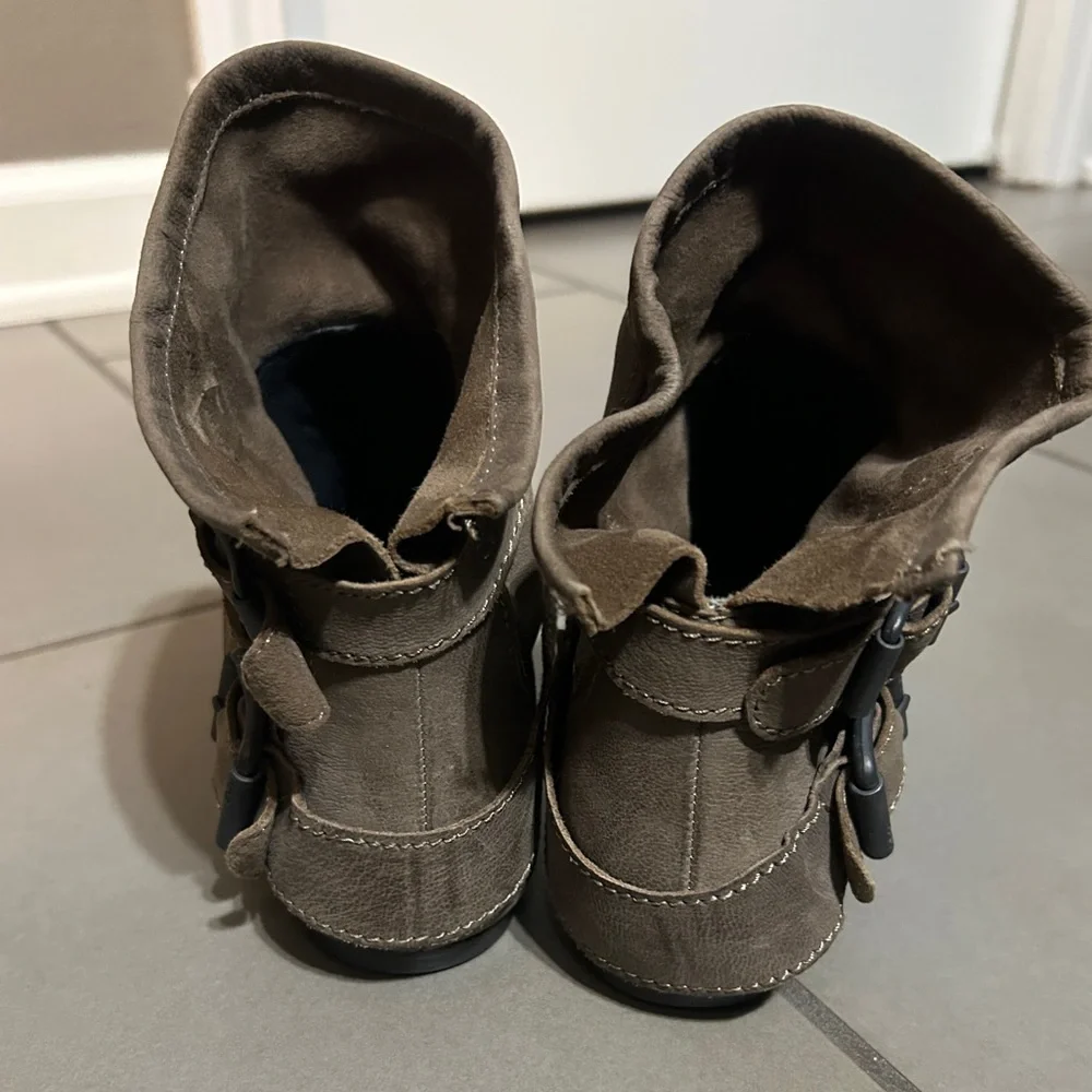 edc by Esprit Booties
